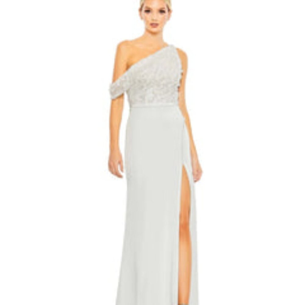 Mac Duggal NWT white embellished drop shoulder gown size 12